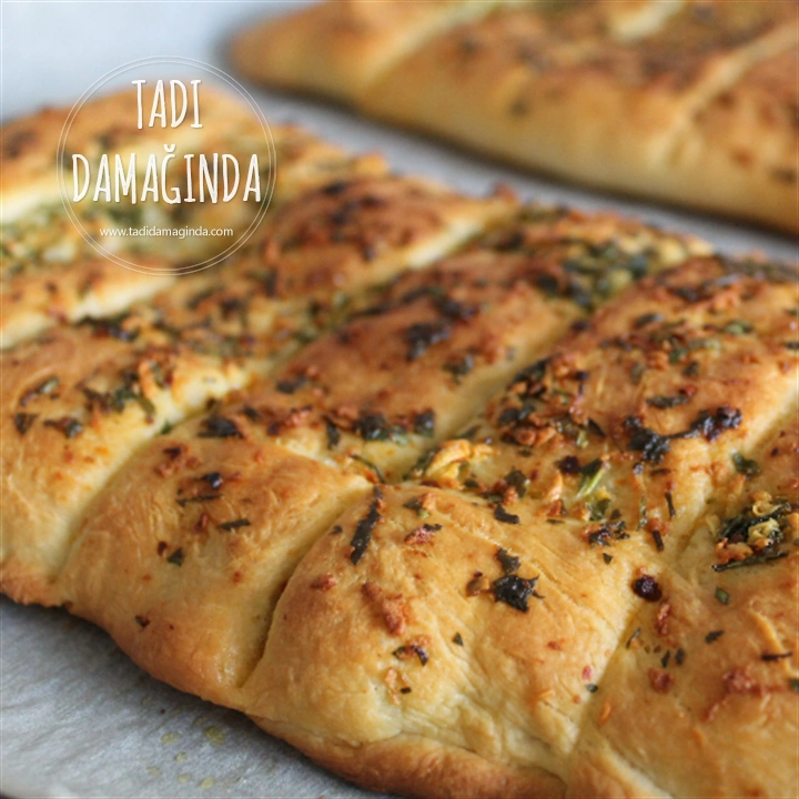 Pizzacıların Sarımsaklı Ekmekleri
