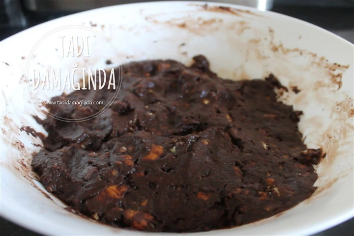 3 Çikolatalı Bisküvi Topları