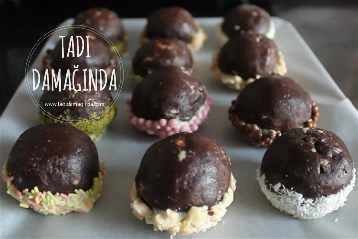 3 Çikolatalı Bisküvi Topları