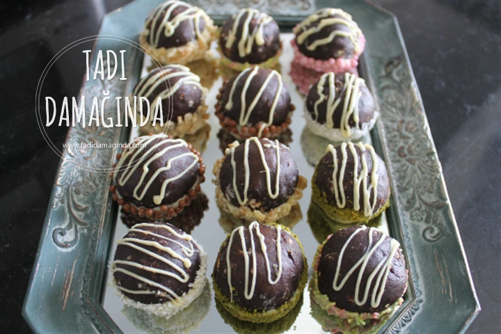 3 Çikolatalı Bisküvi Topları