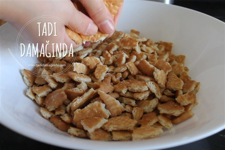 3 Çikolatalı Bisküvi Topları