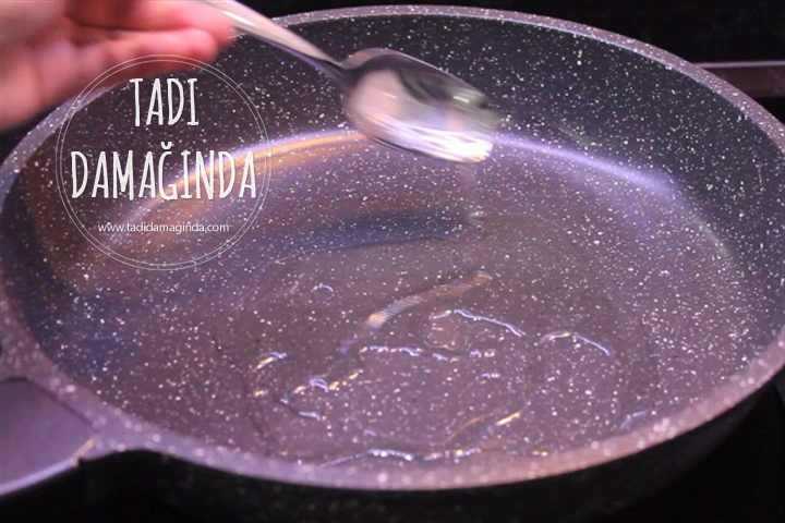 Tavada Börek Tadında Erişte