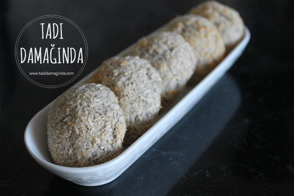 3 Malzemeli Hindistan Cevizi Kurabiye (Unsuz Yağsız Vegan)