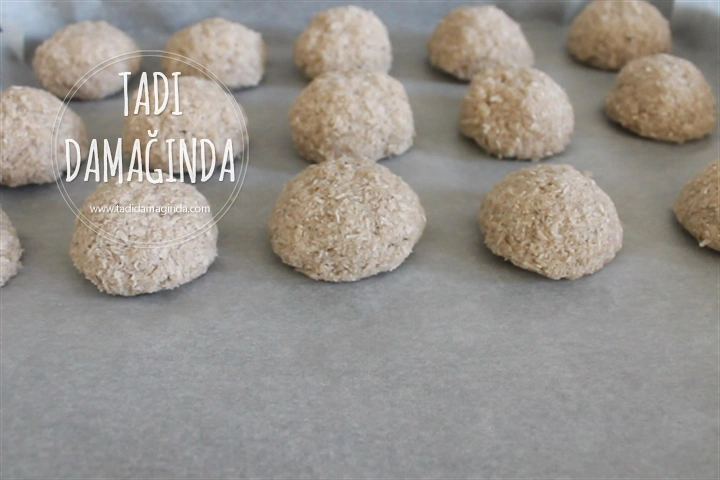 3 Malzemeli Hindistan Cevizi Kurabiye (Unsuz Yağsız Vegan)