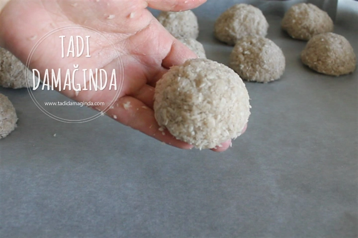 3 Malzemeli Hindistan Cevizi Kurabiye (Unsuz Yağsız Vegan)