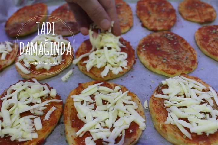 Fırında Patates Pizzası