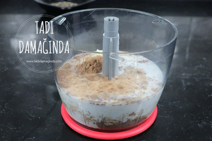 Laktozsuz Kazeinsiz Muzlu Kakaolu Chia Puding