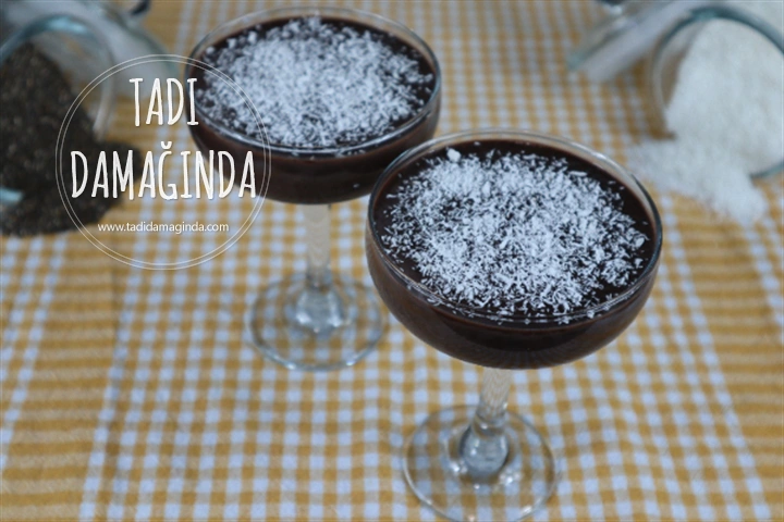 Muzlu Kakaolu Chia Puding