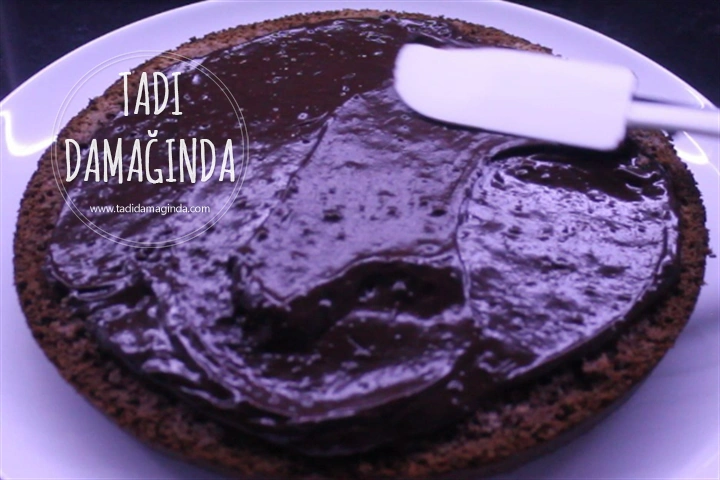 Kakaolu Fındıklı Pasta