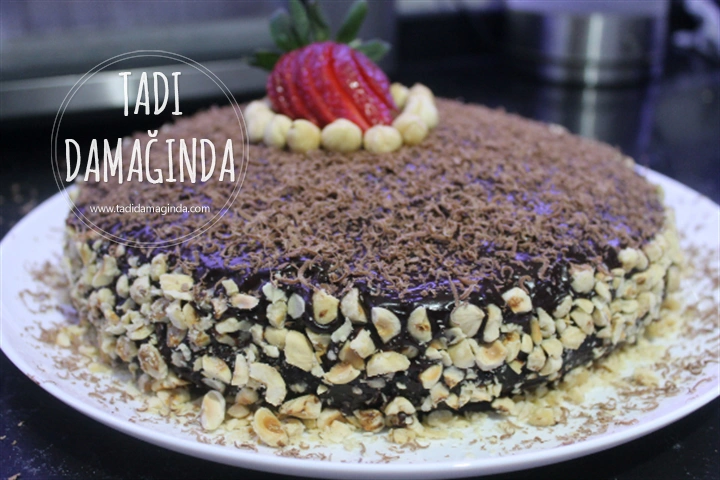 Kakaolu Fındıklı Pasta