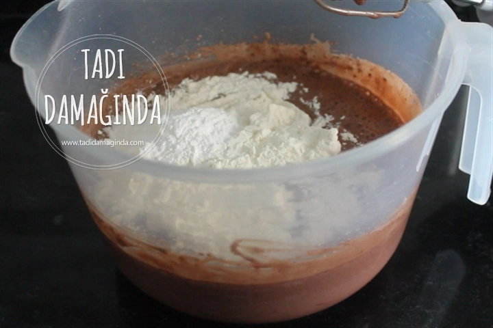 Kakaolu Fındıklı Pasta