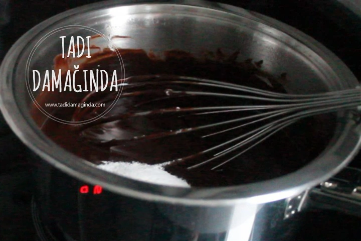 Kakaolu Fındıklı Pasta