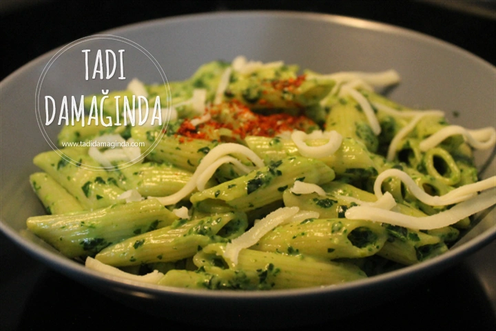 Ispanaklı Kremalı Penne