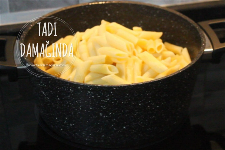 Ispanaklı Kremalı Penne