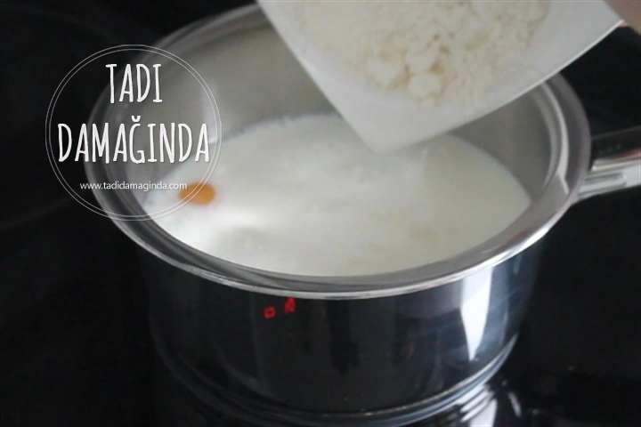 Bardakta Pratik Tiramisu