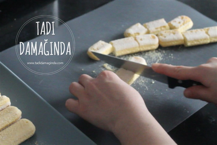 Bardakta Pratik Tiramisu