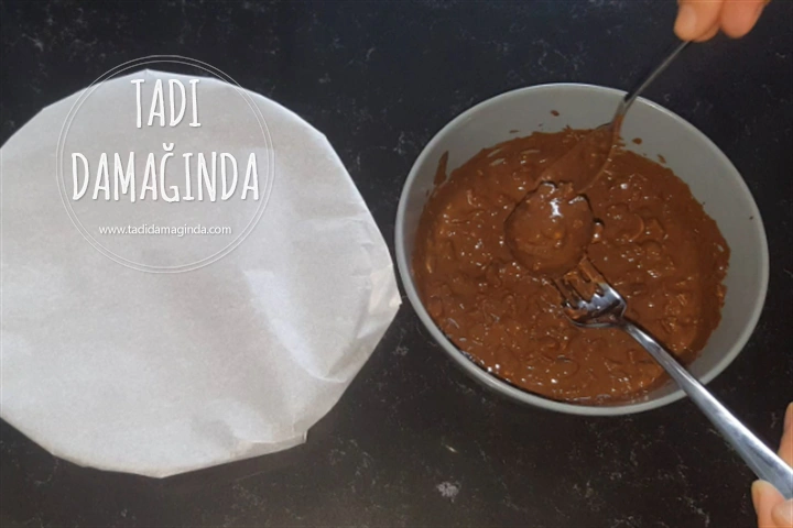 Bisküvili Fındıklı Nefis Çikolata Topları