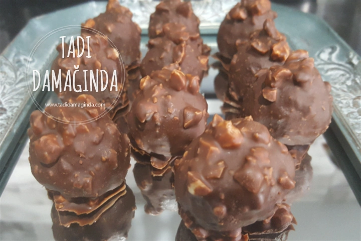 Bisküvili Fındıklı Nefis Çikolata Topları