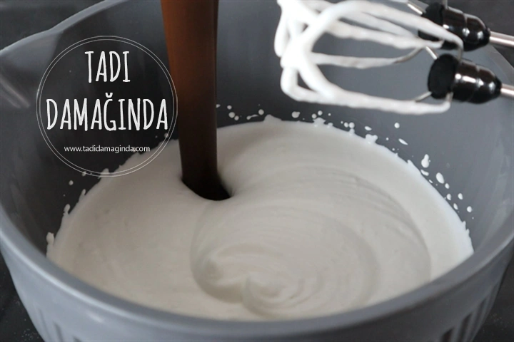 2 Malzemeli Yumurtasız Mousse