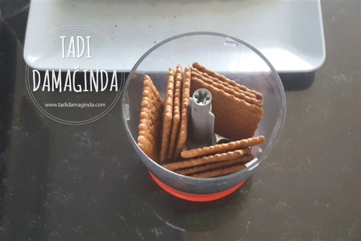 4 Malzemeli Kakaolu Tahinli Toplar