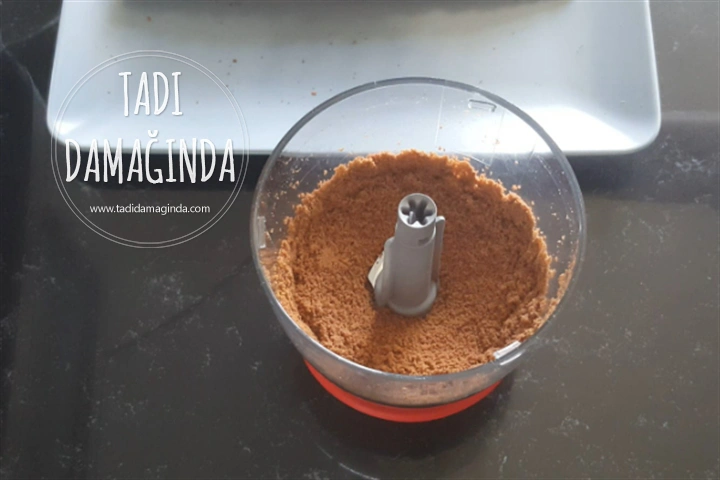 4 Malzemeli Kakaolu Tahinli Toplar