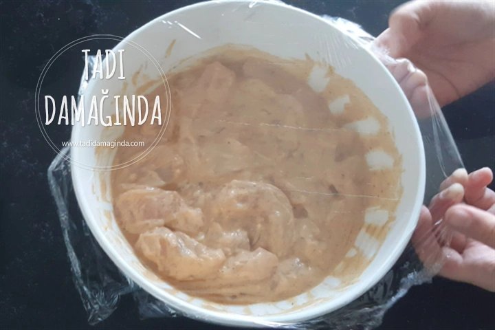 Kolay Malzemelerle Çıtır Fast Food Tavukları