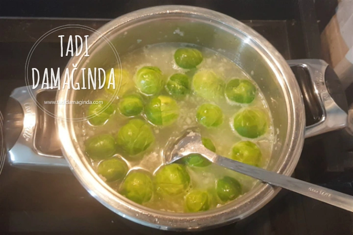 Brüksel Lahanası Çorbası (Glütensiz Vegan)