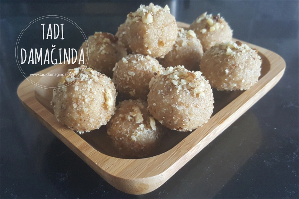 Tahinli Bisküvi Topları