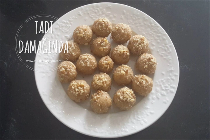 Tahinli Bisküvi Topları