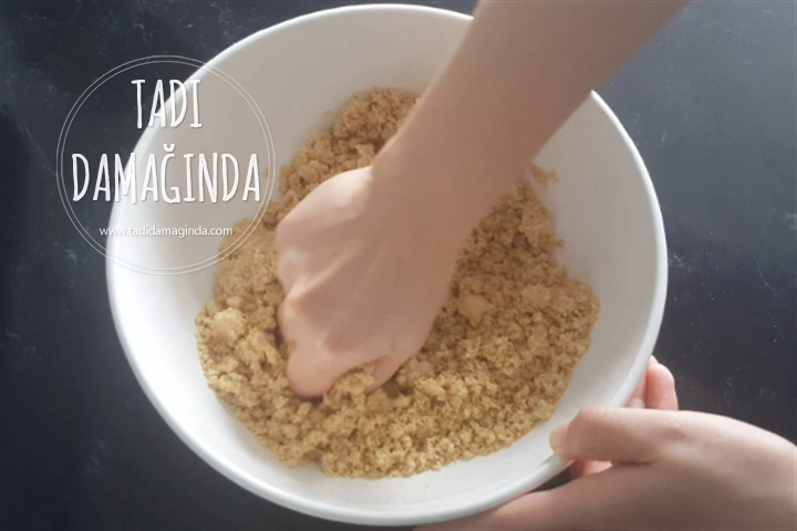 Tahinli Bisküvi Topları