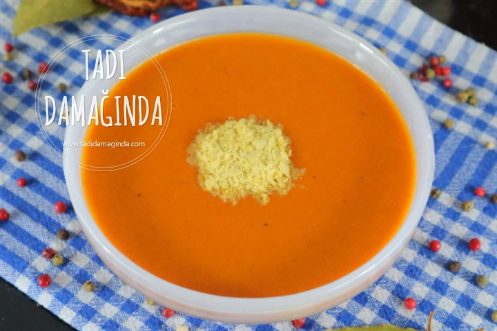 Glütensiz Kuru Domates Çorbası