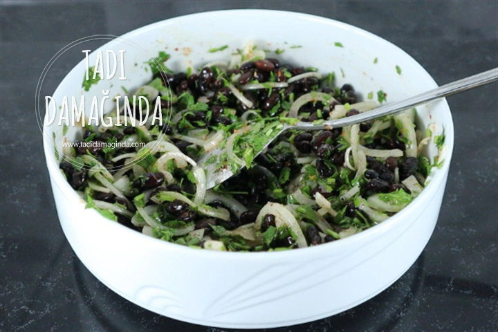 Siyah Fasulye Piyazı