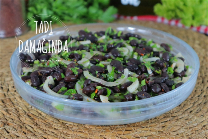 Siyah Fasulye Piyazı