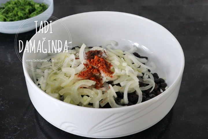 Siyah Fasulye Piyazı