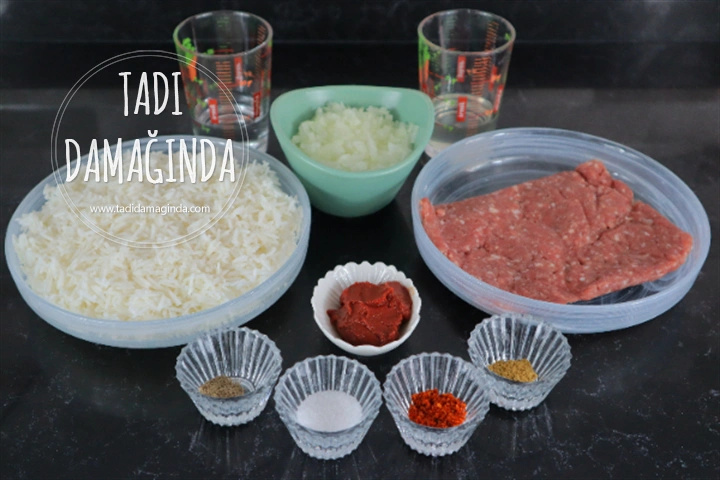 Etli (Kıymalı) Biber Dolması