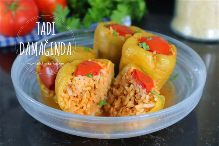 Etli (Kıymalı) Biber Dolması