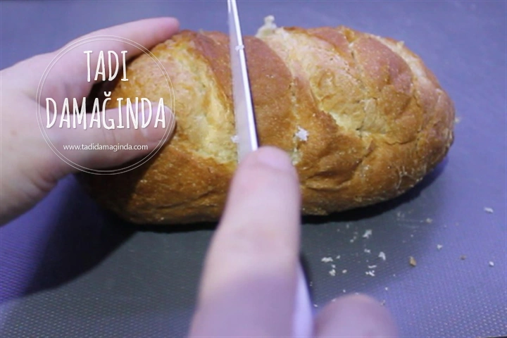 Sarımsaklı Kaşarlı Yelpaze Ekmek