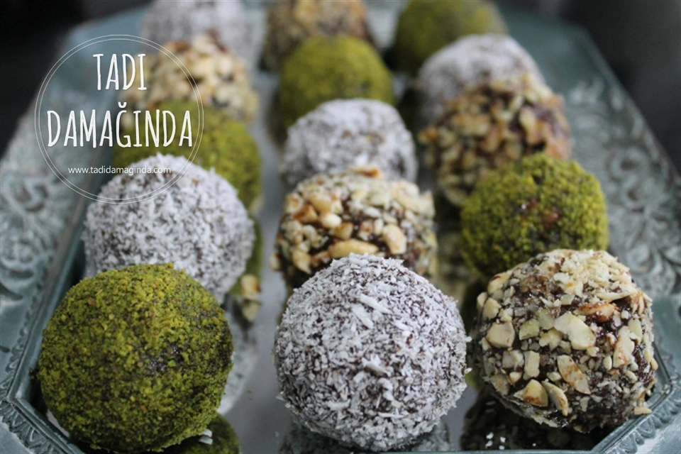 Çikolatalı Bisküvi Topları