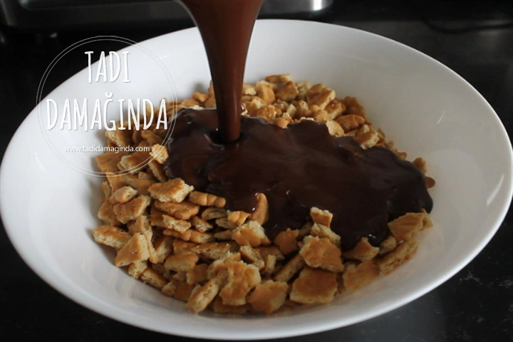 Çikolatalı Bisküvi Topları