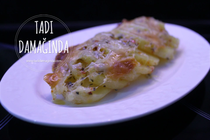 10 Dakikada Mikrodalgada Patates