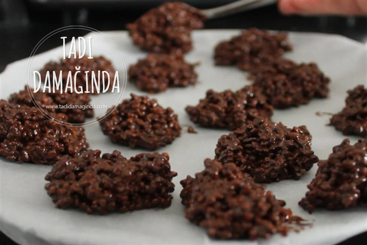 2 Malzemeli Çikolatalı Bulgur Patlağı