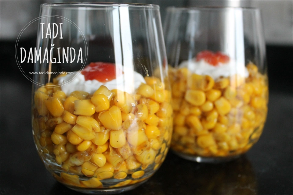 3 Dakikada Mikrodalgada Bardak Mısır