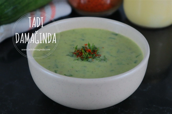 Kabak Çorbası (Laktozsuz Kazeinsiz ve Glütensiz)