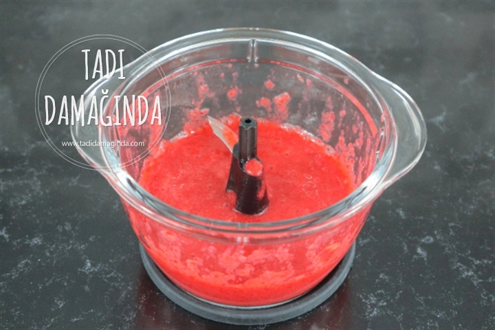 Çilekli Şeftalili Meybuz