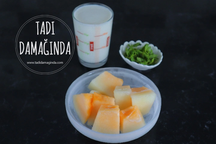 Şekersiz Kavunlu Milkshake