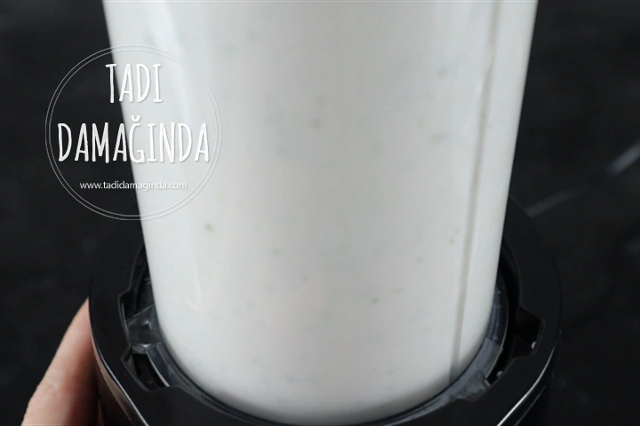 Şekersiz Kavunlu Milkshake