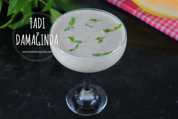 Şekersiz Kavunlu Milkshake