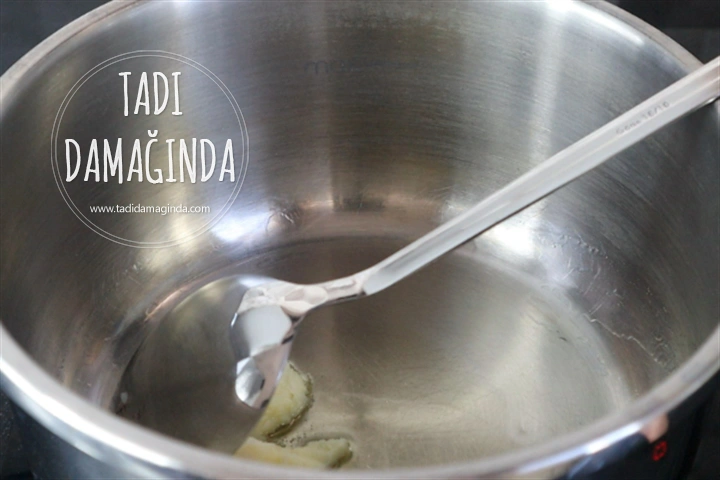 Bitkisel Sütlü Sebzeli Kabak Çorbası