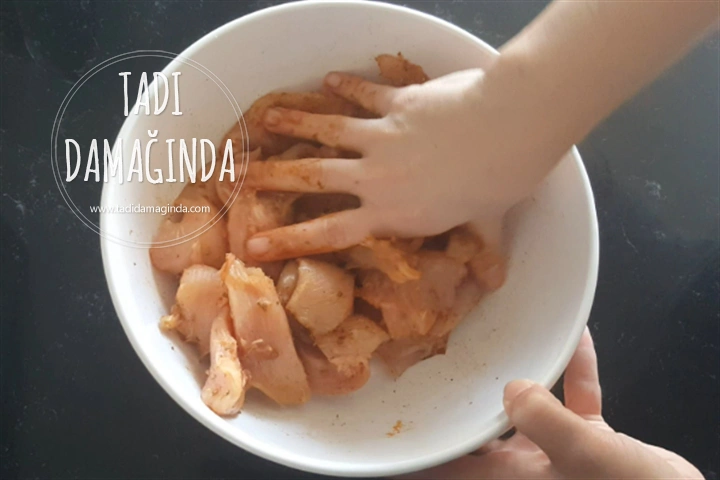 Fast Food Tavukları (Bugün Hazırla Yarın Kızart)