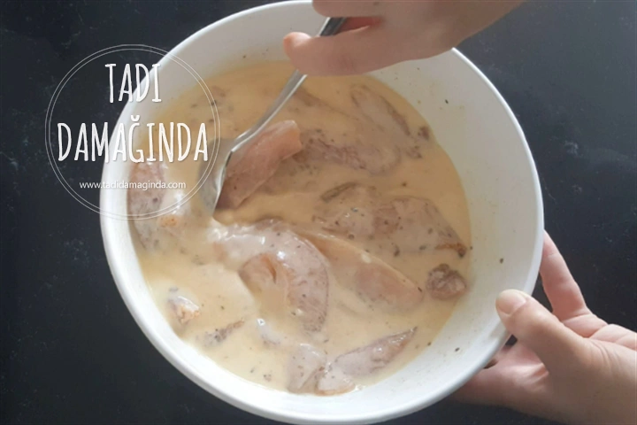 Fast Food Tavukları (Bugün Hazırla Yarın Kızart)